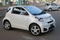 Scion iQ